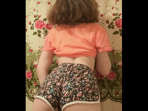 ❤️ Seksi enom bayek stripping mati dheweke kathok cendhak ing kamera Seks ing kita% jv.dickies-shop.ru%